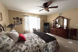 147 Village Ct, Columbiana, OH 44408 - Photo 18