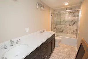 8796 Evergreen Dr, Mentor, OH 44060 - Photo 18