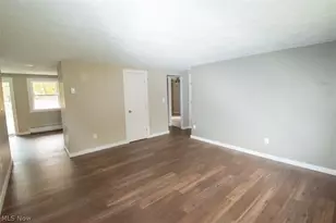 8796 Evergreen Dr, Mentor, OH 44060 - Photo 2