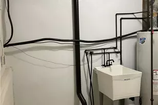 541 Howells Ct, Eastlake, OH 44095 - Photo 16