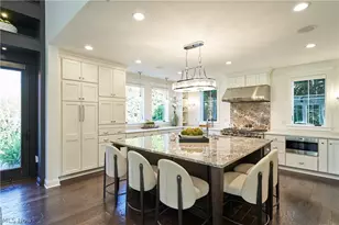 17552 Gates Landing Dr, Chagrin Falls, OH 44023 - Photo 10