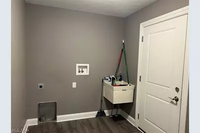 937 Crockett Circle, Canal Fulton, OH 44614 - Photo 16