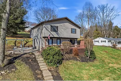 1511 Lake Front Drive, Salem, OH 44460 - Photo 2