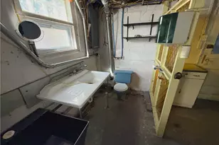 403 Burrows Ave, East Liverpool, OH 43920 - Photo 36