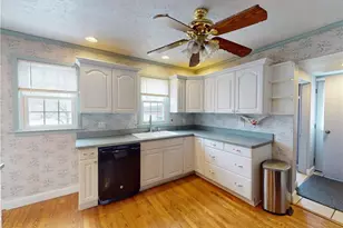 7911 S Ridge Rd, Madison, OH 44057 - Photo 16