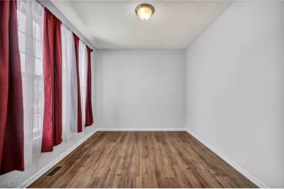 10400 Maryland Street, Aurora, OH 44202 - Photo 2