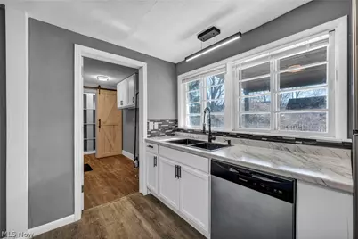 4890 Northwood Drive, Sheffield Lake, OH 44054 - Photo 42