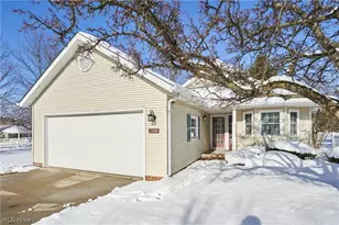 1205 Mallard Pond Circle, Grandview Heights, OH 44147 - Photo 1