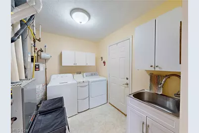 609 Beacon Drive, Painesville, OH 44077 - Photo 16