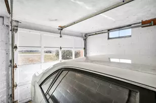 627 Lincoln Ave, Barberton, OH 44203 - Photo 30