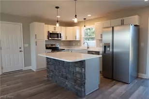 3359 Nimishillen Church Road NE, Hartville, OH 44632 - Photo 6