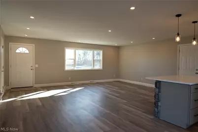 3359 Nimishillen Church Road NE, Hartville, OH 44632 - Photo 4