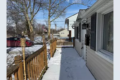 34114 Lake Shore Boulevard, Lakeline, OH 44095 - Photo 4