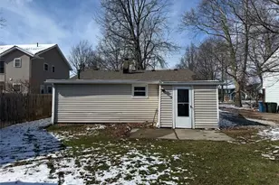 34114 Lakeshore Blvd, Lakeline, OH 44095 - Photo 2