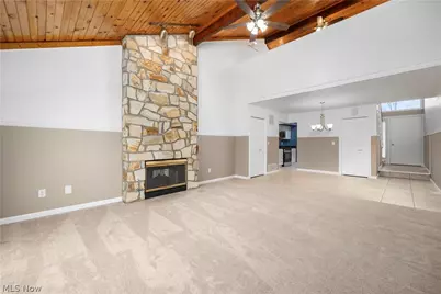 4559 Oakhill Boulevard, Lorain, OH 44053 - Photo 10