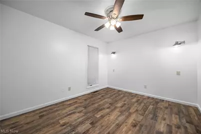 4559 Oakhill Boulevard, Lorain, OH 44053 - Photo 16