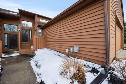 4559 Oakhill Boulevard, Amherst, OH 44053 - Photo 4