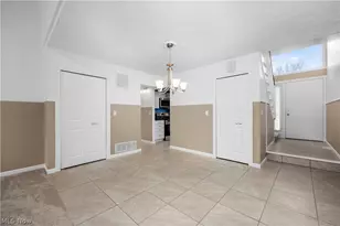 4559 Oakhill Blvd, Amherst, OH 44053 - Photo 10