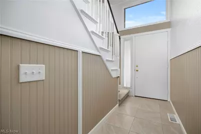 4559 Oakhill Boulevard, Amherst, OH 44053 - Photo 6