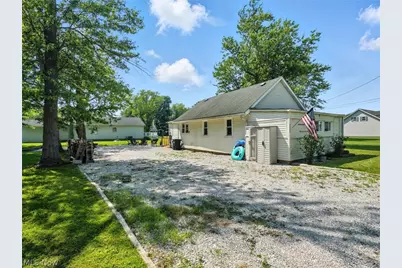 7223 Kenmore Avenue, North Kingsville, OH 44068 - Photo 2