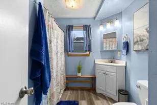 163 Wall St, Weirton, WV 26062 - Photo 12