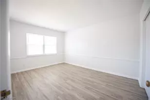 19901 Van Aken Blvd, Huber Heights, OH 44122 - Photo 18