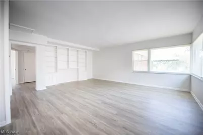 19901 Van Aken Boulevard #205, Huber Heights, OH 44122 - Photo 6