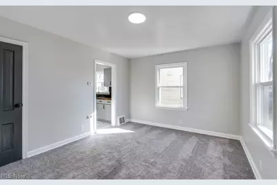 2808 Kirby Avenue NE, Canton, OH 44705 - Photo 10