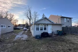 6147 Iroquois Trail, Mentor, OH 44060 - Photo 4