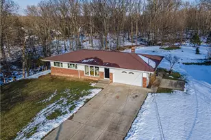 7939 Longview Rd, Grandview Heights, OH 44147 - Photo 2