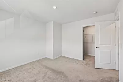 2457 Bishop Oval, Barberton, OH 44203 - Photo 22