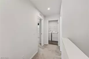 2457 Bishop Oval, Barberton, OH 44203 - Photo 26