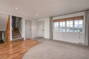 10299 Hunting Hills Ave NE, Hartville, OH 44632 - Photo 12