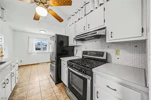 6220 Glenwood Dr, Mentor, OH 44060 - Photo 10