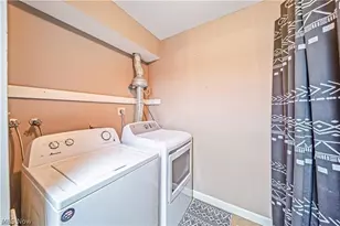 7987 Carriage Circle, Mentor, OH 44060 - Photo 16