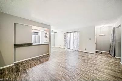 7987 Carriage Circle, Mentor, OH 44060 - Photo 6