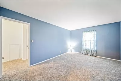 7987 Carriage Circle, Mentor, OH 44060 - Photo 14