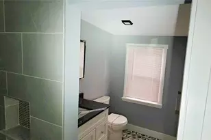 2109 W 42nd St, Loveland, OH 44113 - Photo 20
