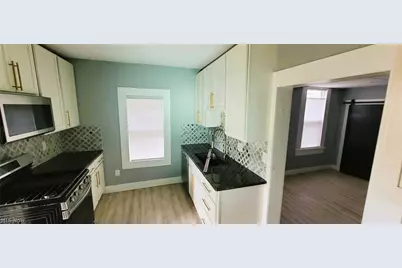 2109 W 42nd Street, Loveland, OH 44113 - Photo 6