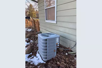 114 Timberlane Drive, Elyria, OH 44035 - Photo 14