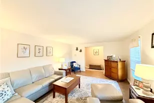 10247 Cherry Hill Dr, Concord, OH 44077 - Photo 2