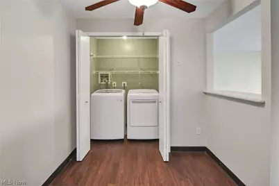 26195 Raintree Boulevard #B4, Olmsted Falls, OH 44138 - Photo 12