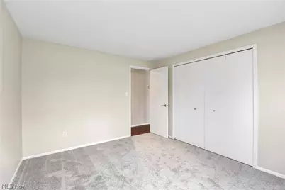 26195 Raintree Boulevard #B4, Olmsted Falls, OH 44138 - Photo 18