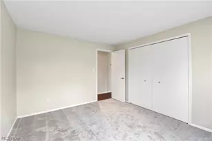 26195 Raintree Blvd, Olmsted Falls, OH 44138 - Photo 18