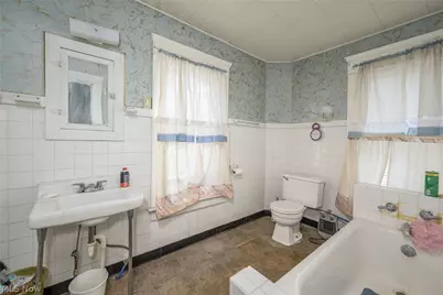 66 N Balch Street, Akron, OH 44303 - Photo 14