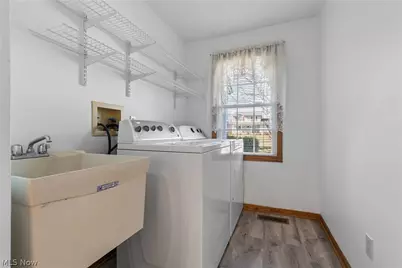 6496 Sandava Avenue NW, Canton, OH 44718 - Photo 16