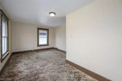 914 Delia Avenue, Akron, OH 44320 - Photo 22