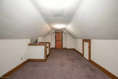 914 Delia Avenue, Akron, OH 44320 - Photo 22