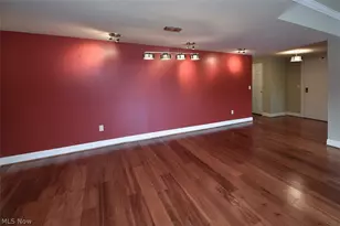 19000 Lake Rd, Rocky River, OH 44116 - Photo 12