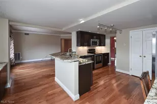 19000 Lake Rd, Rocky River, OH 44116 - Photo 16